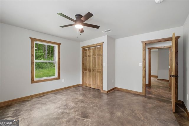 65 Bay Ct, Ellijay, GA 30540