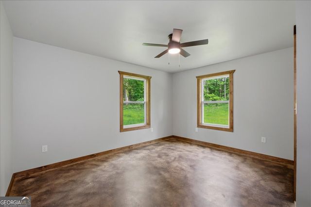 65 Bay Ct, Ellijay, GA 30540
