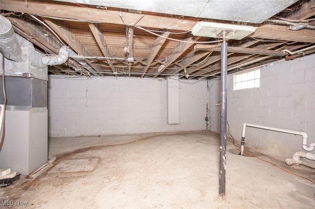 4945 Osborn Road, Garfield Heights, OH 44128