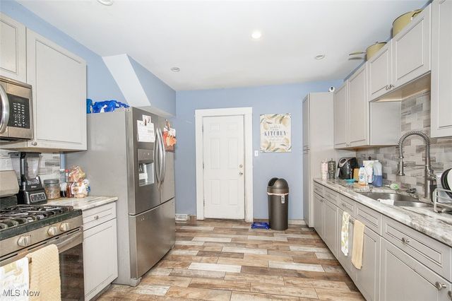 4945 Osborn Road, Garfield Heights, OH 44128