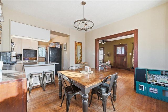 2322 AVENUE F, Council Bluffs, IA 51501