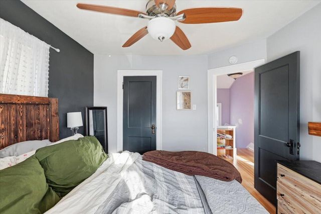 2322 AVENUE F, Council Bluffs, IA 51501