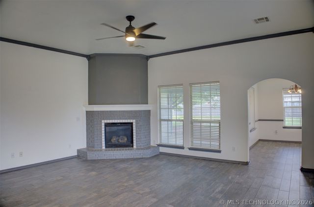 5755 E 144th Street North, Collinsville, OK 74021