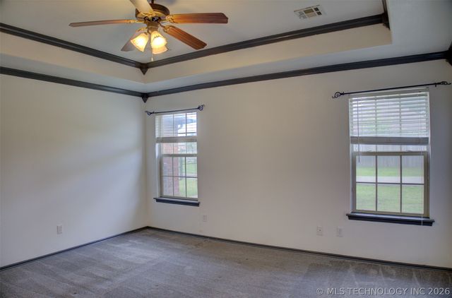 5755 E 144th Street North, Collinsville, OK 74021