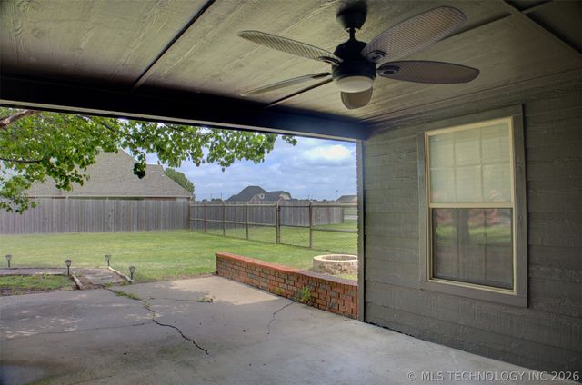 5755 E 144th Street North, Collinsville, OK 74021