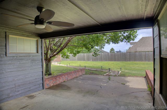 5755 E 144th Street North, Collinsville, OK 74021