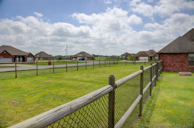 5755 E 144th Street North, Collinsville, OK 74021