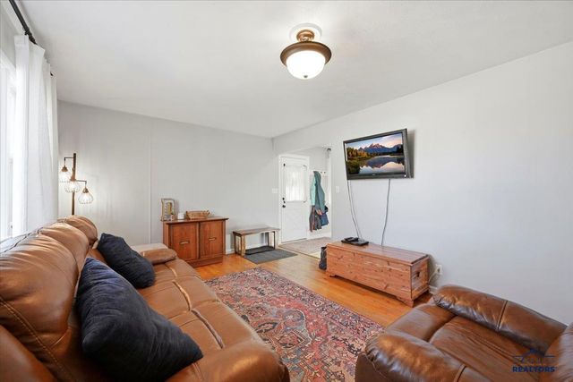 1103 BLAINE AVE, Rapid City, SD 57701