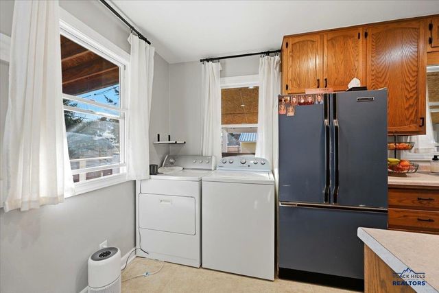 1103 BLAINE AVE, Rapid City, SD 57701