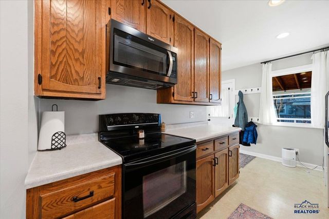 1103 BLAINE AVE, Rapid City, SD 57701