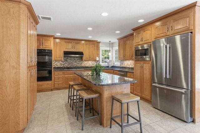 11 Delaney Drive, Walpole, MA 02081