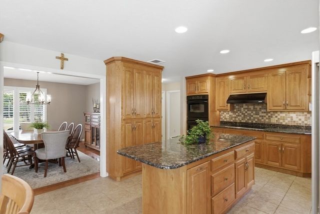 11 Delaney Drive, Walpole, MA 02081