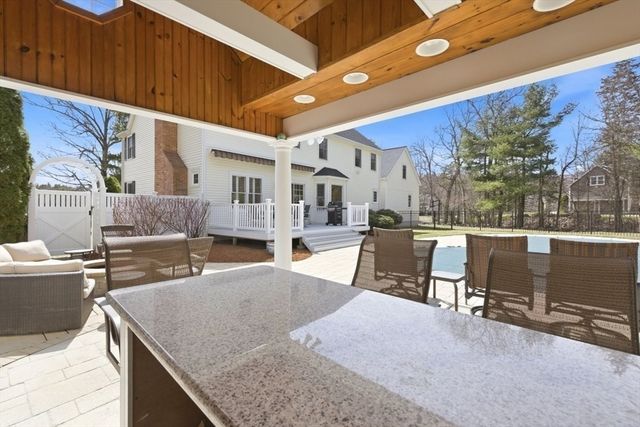 11 Delaney Drive, Walpole, MA 02081