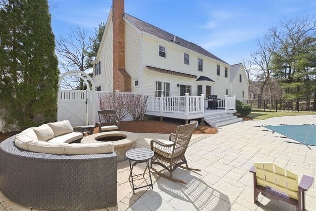 11 Delaney Drive, Walpole, MA 02081