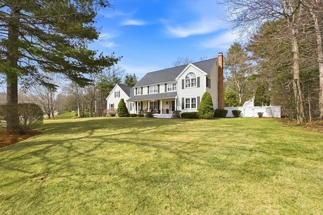 11 Delaney Drive, Walpole, MA 02081