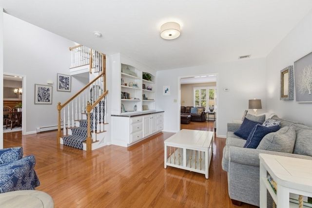 11 Delaney Drive, Walpole, MA 02081