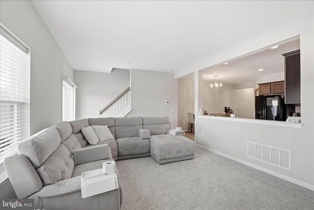 859 ANTHONY DR, Harrisburg, PA 17111