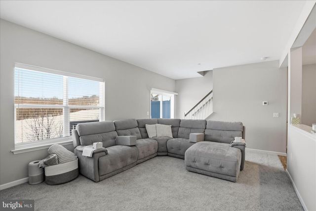 859 ANTHONY DR, Harrisburg, PA 17111