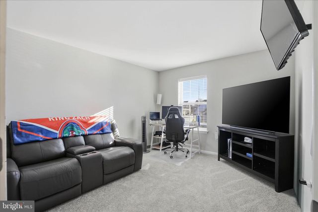 859 ANTHONY DR, Harrisburg, PA 17111