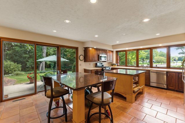 14370 State Road 23 Highway, Granger, IN 46530