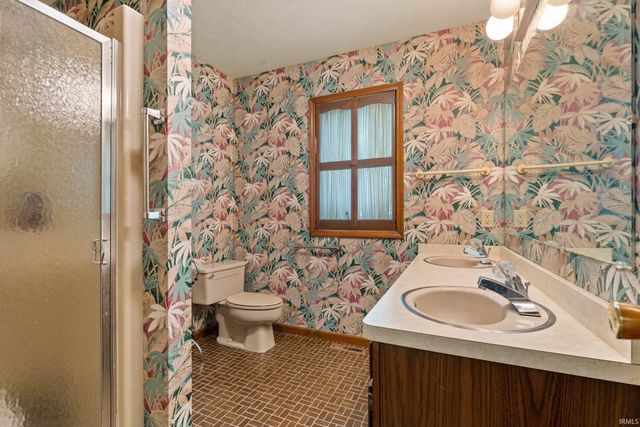 14370 State Road 23 Highway, Granger, IN 46530