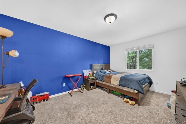 5382 Rural Terrace Court, Waterford Charter Township, MI 48329