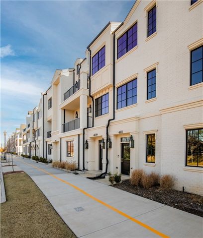 4111 S Champions Drive, Rogers, AR 72758