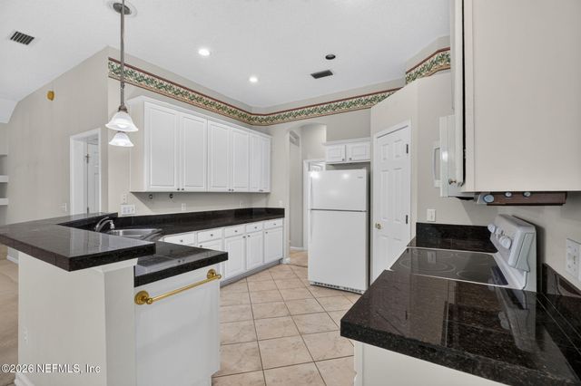 7891 TIMBERLIN PARK Boulevard, Jacksonville, FL 32256