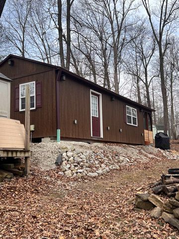 4453 W Wild Cherry Street, Paoli, IN 47454