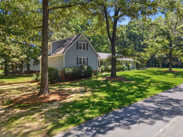 1500 Misty Valley Drive, Chatsworth, GA 30705