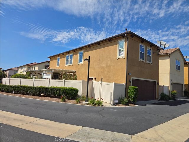 10571 Ponderosa Circle, Santa Fe Springs, CA 90670