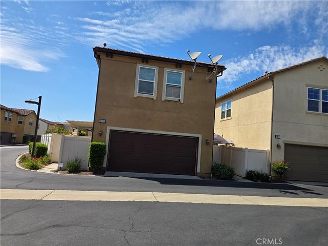 10571 Ponderosa Circle, Santa Fe Springs, CA 90670