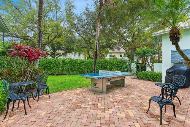 206 Botanica Drive, Jupiter, FL 33458