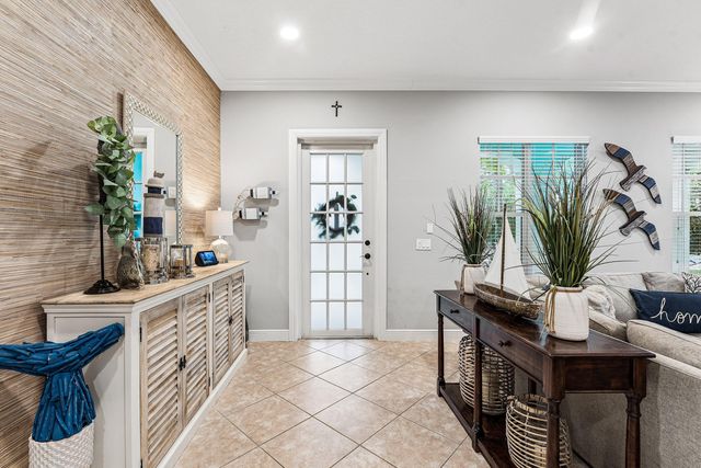 206 Botanica Drive, Jupiter, FL 33458