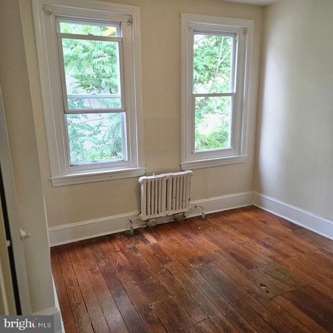 3106 EMERALD ST, Philadelphia, PA 19134