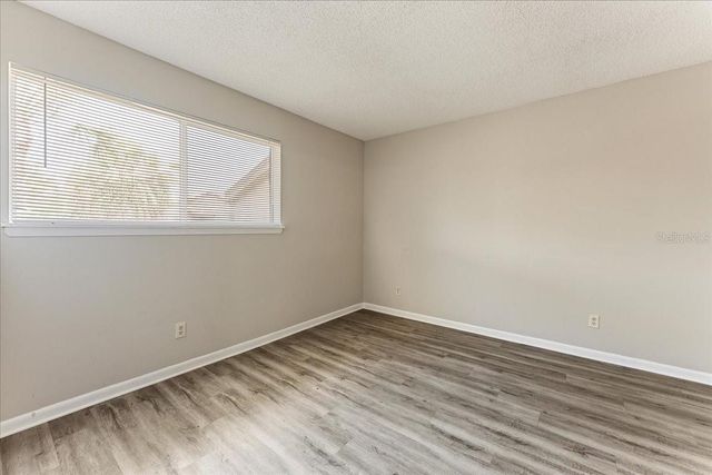 6332 NEWTOWN CIRCLE 32B5, Tampa, FL 33615
