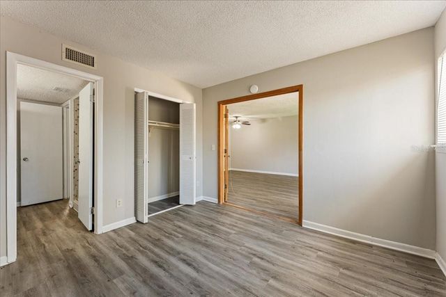 6332 NEWTOWN CIRCLE 32B5, Tampa, FL 33615