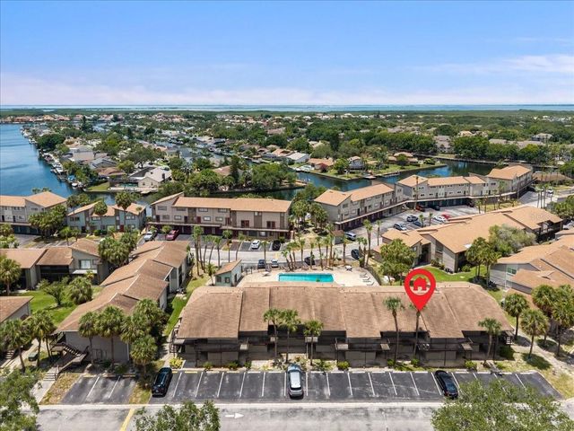6332 NEWTOWN CIRCLE 32B5, Tampa, FL 33615
