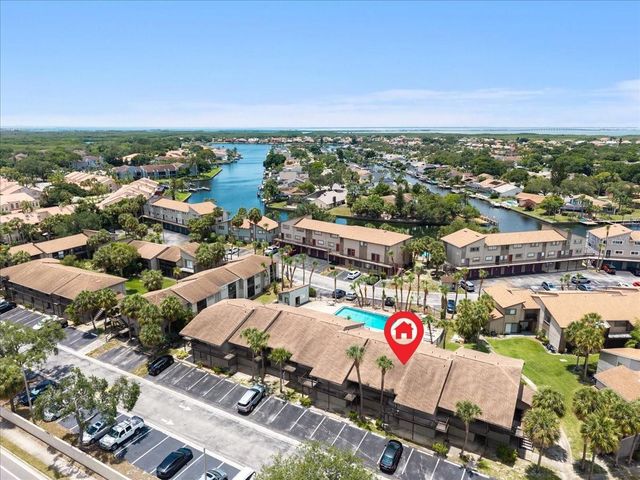 6332 NEWTOWN CIRCLE 32B5, Tampa, FL 33615