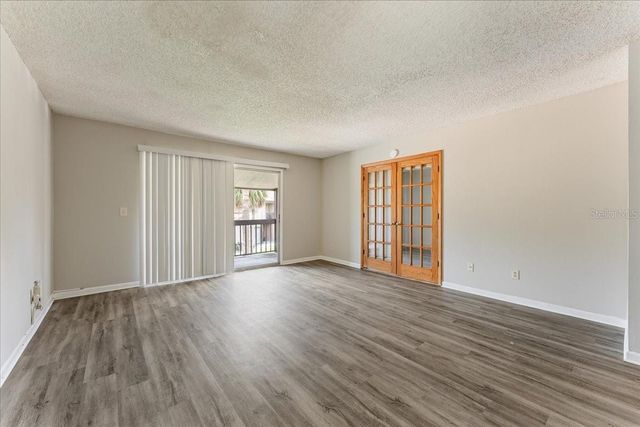6332 NEWTOWN CIRCLE 32B5, Tampa, FL 33615