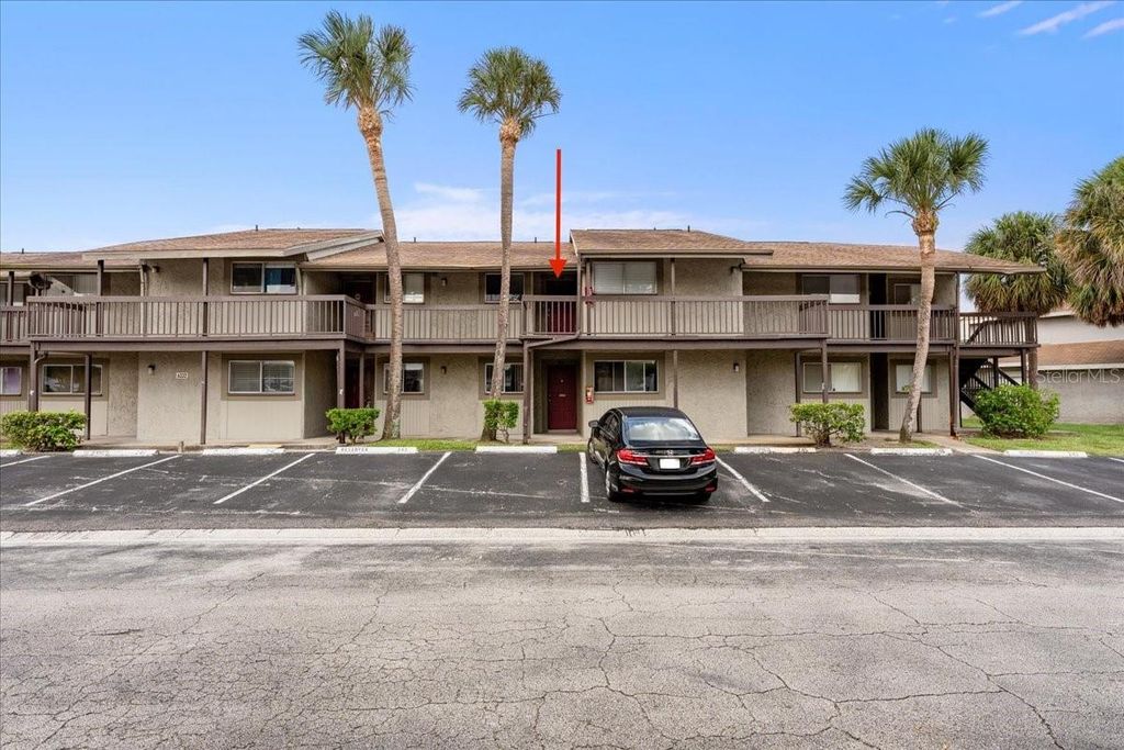 6332 NEWTOWN CIRCLE 32B5, Tampa, FL 33615