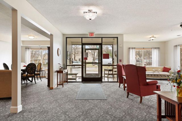 2231 Penn Place 209, North Saint Paul, MN 55109