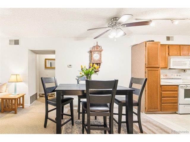 318 Wright St 104, Lakewood, CO 80228