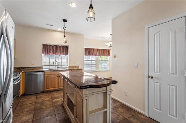 2025 Nicklaus DR, Suffolk, VA 23435