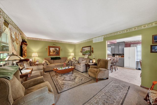 21660 Osborne Road, Lakeville, IN 46536