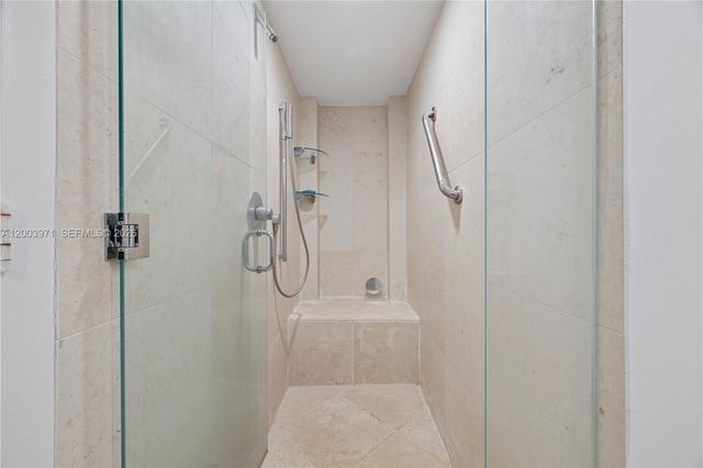 465 Brickell Ave 3804, Miami, FL 33131