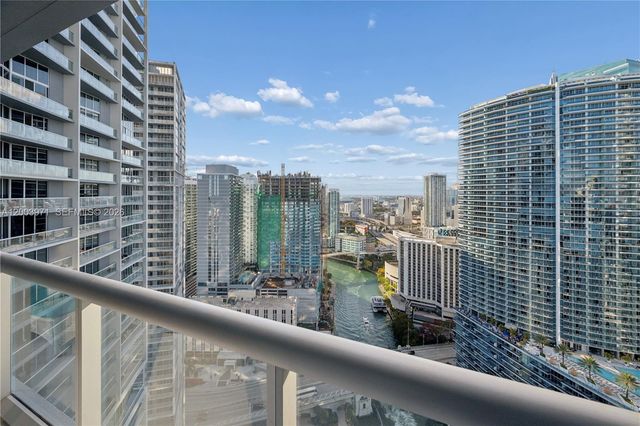 465 Brickell Ave 3804, Miami, FL 33131