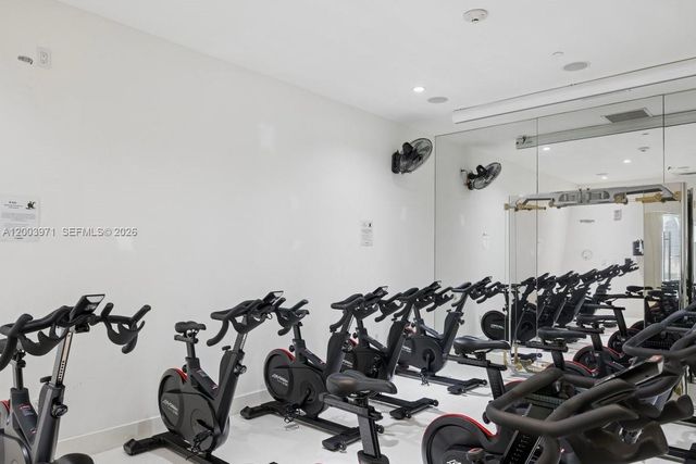 465 Brickell Ave 3804, Miami, FL 33131