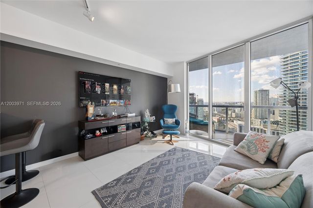 465 Brickell Ave 3804, Miami, FL 33131