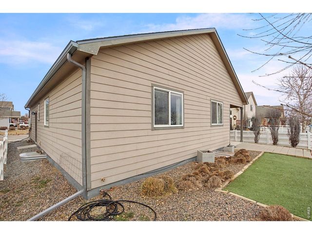 2303 Sunbury Ln, Fort Collins, CO 80524